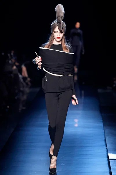 Look 4